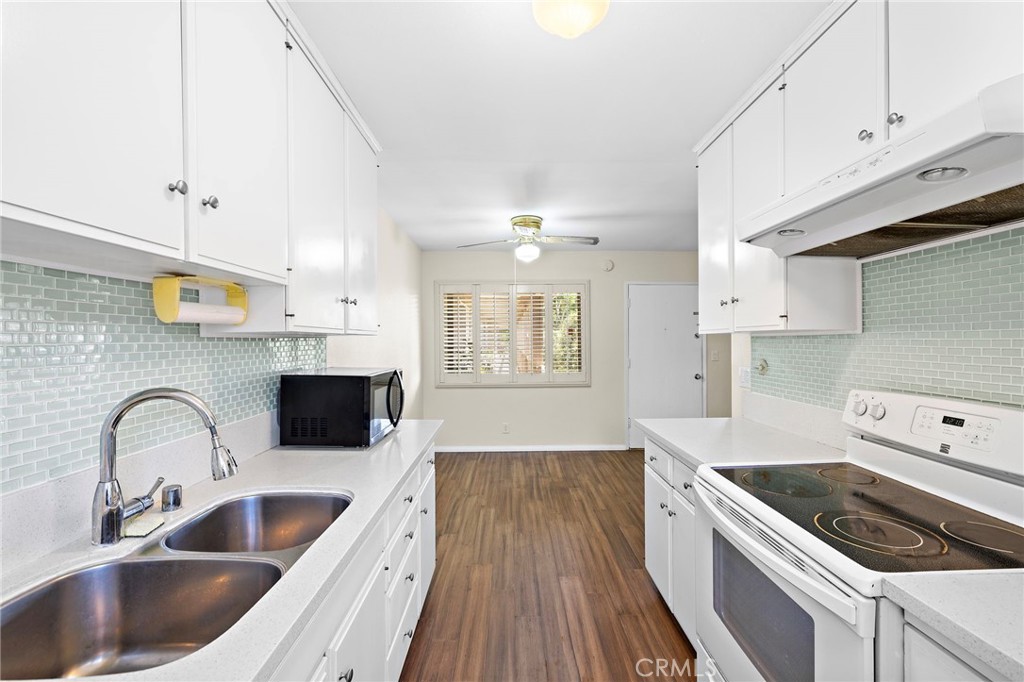611 S La Veta Park Circle CI229