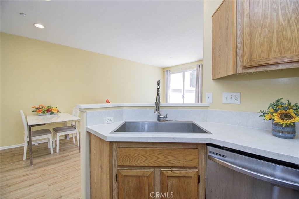902 Maplewood