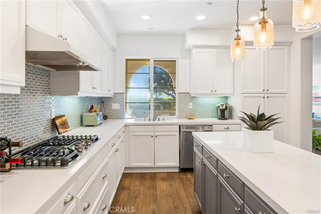 21414 VERA Circle