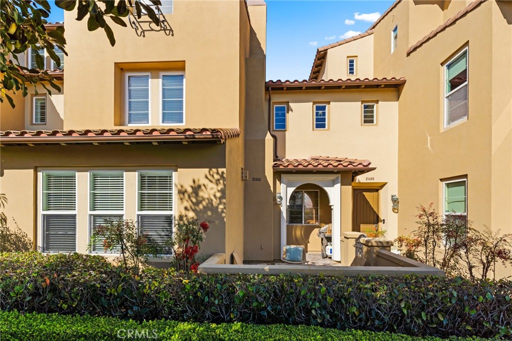 21414 VERA Circle