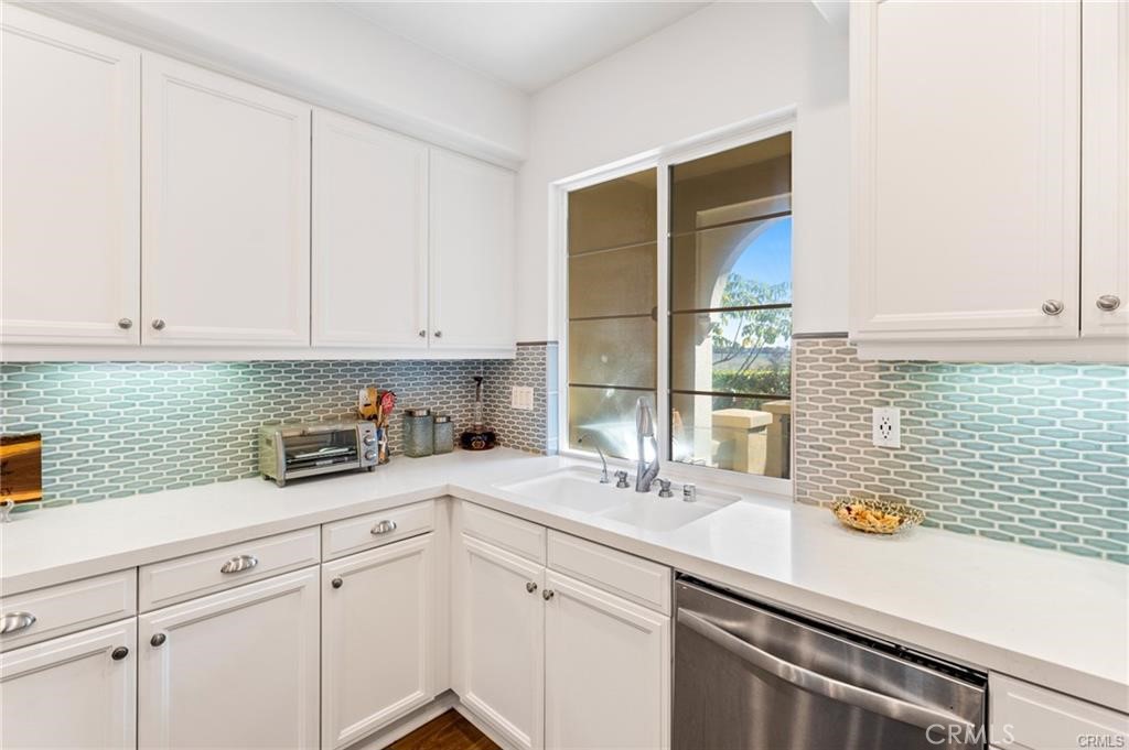 21414 VERA Circle