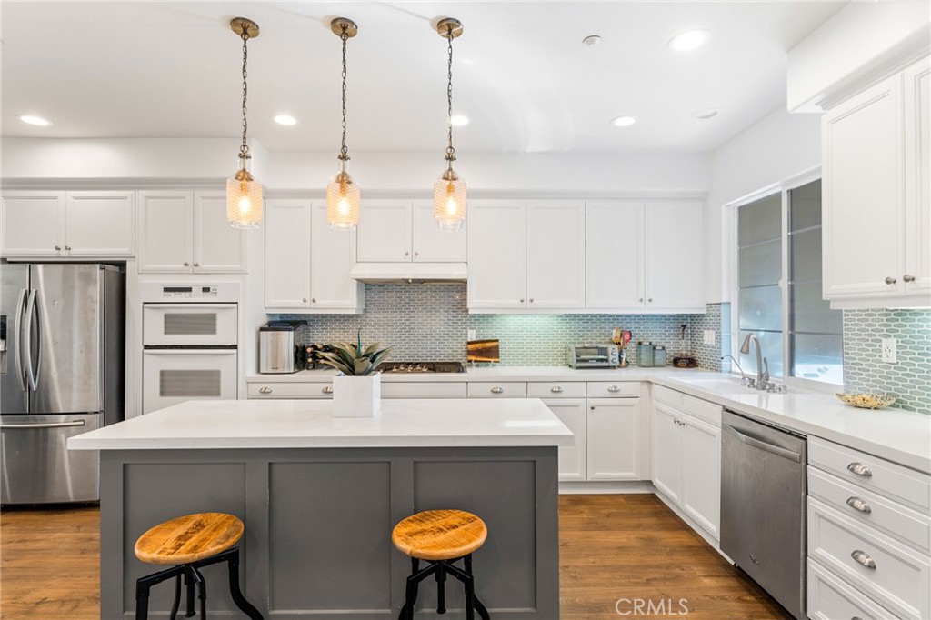 21414 VERA Circle
