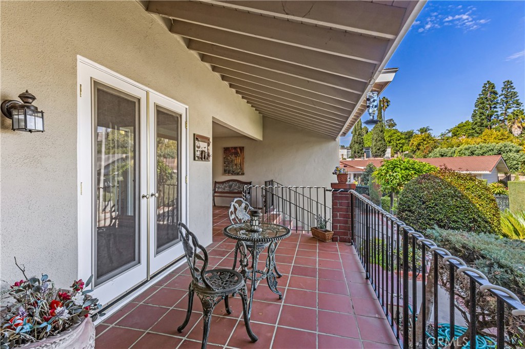 1481 Kensington Drive