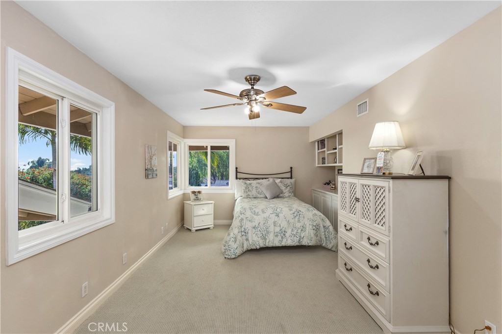 1481 Kensington Drive