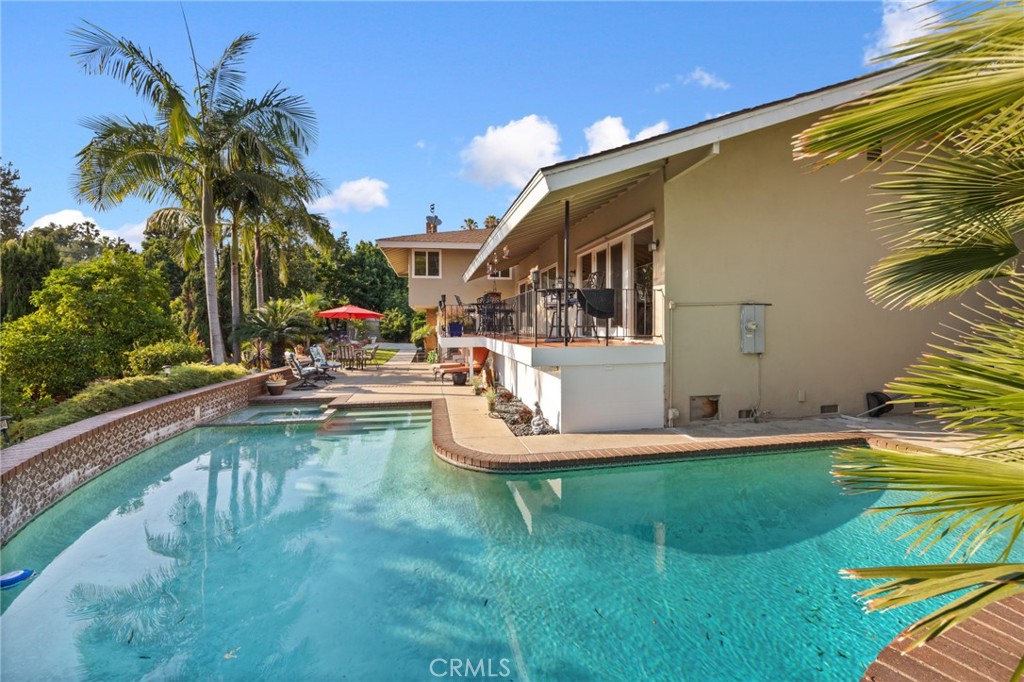 1481 Kensington Drive