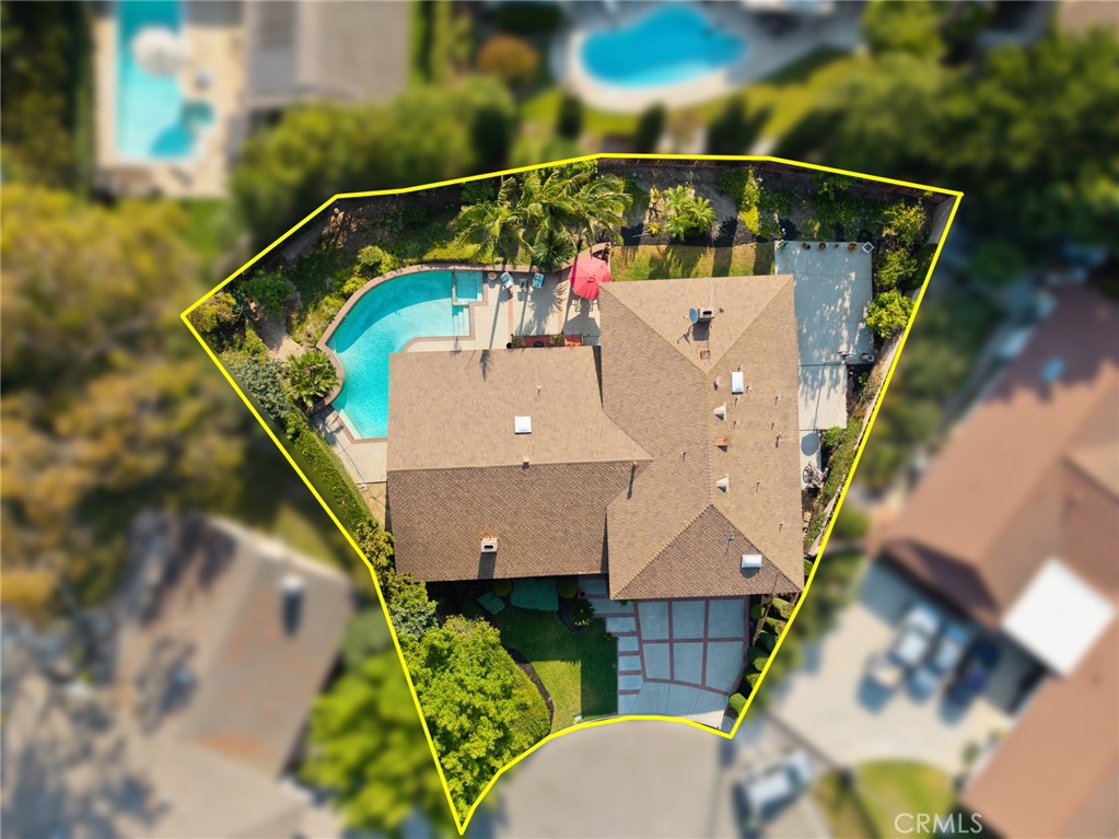 1481 Kensington Drive