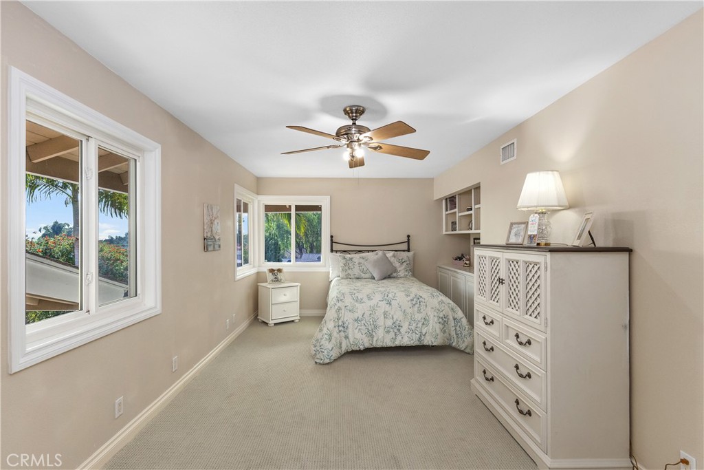 1481 Kensington Drive