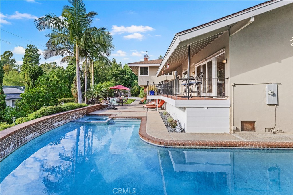 1481 Kensington Drive