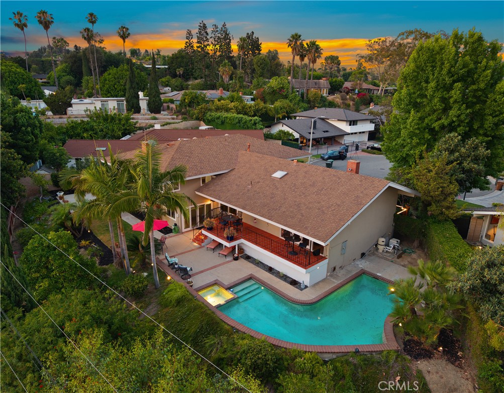 1481 Kensington Drive