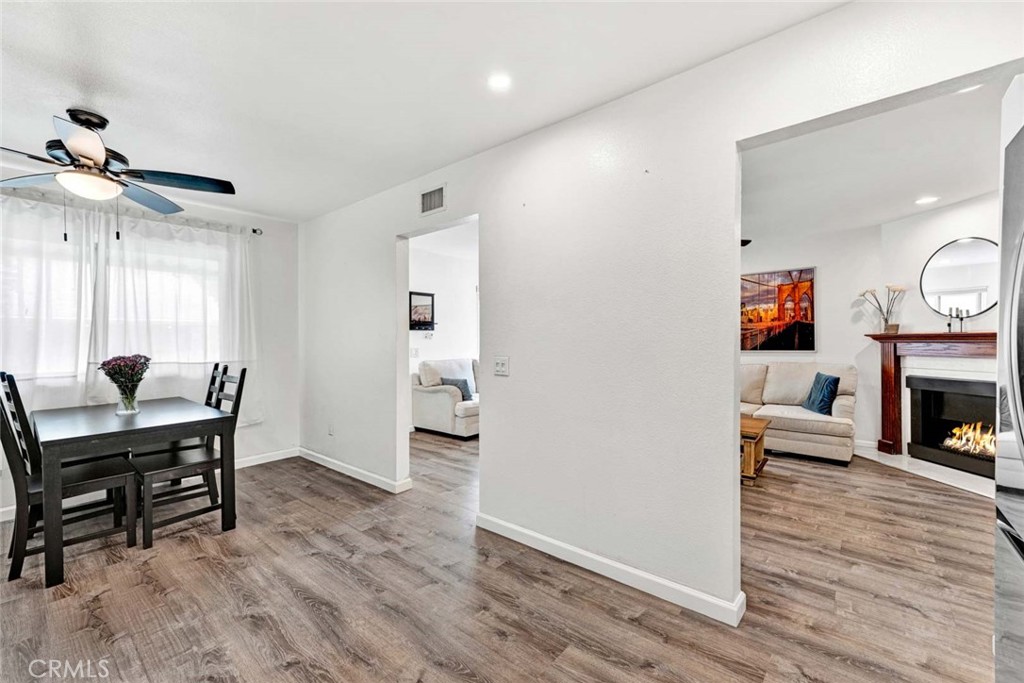 215 E Taft Avenue 4