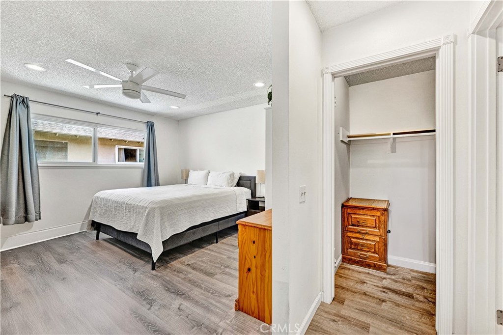 215 E Taft Avenue 4