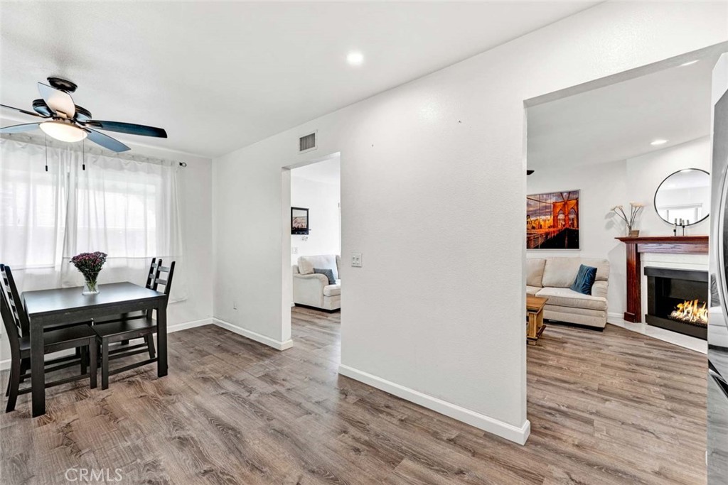 215 E Taft Avenue 4