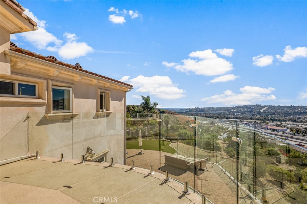 33561 Valle Road