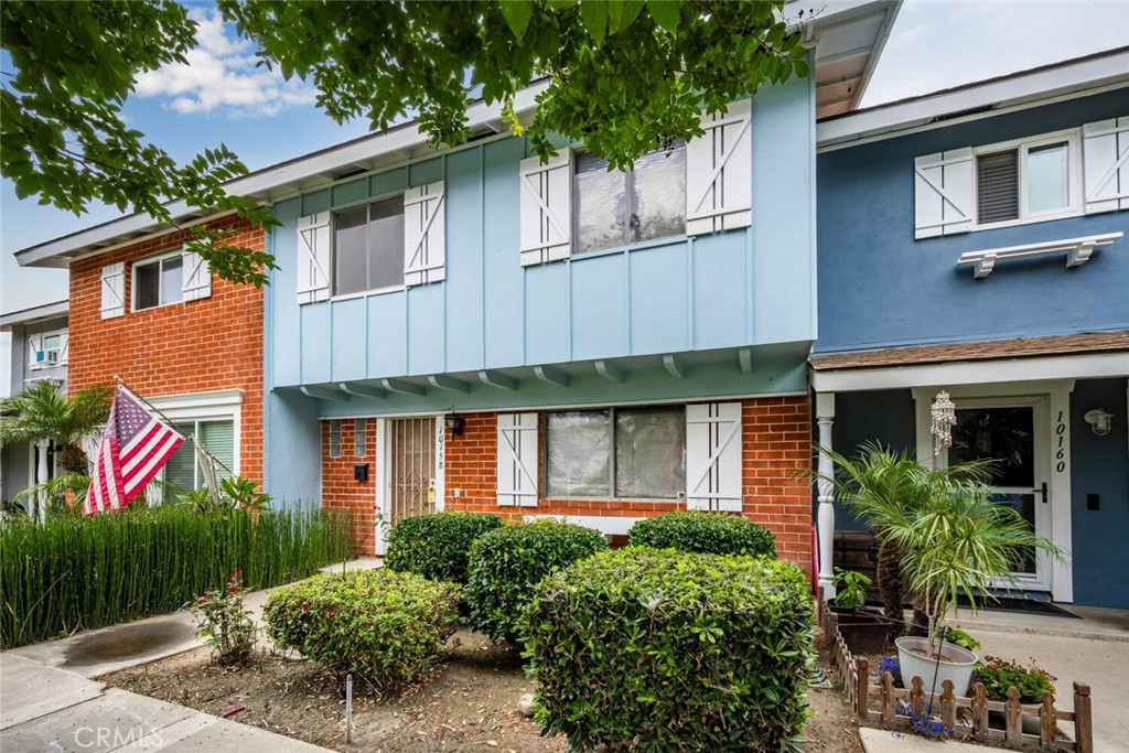 10158 Ascot Circle