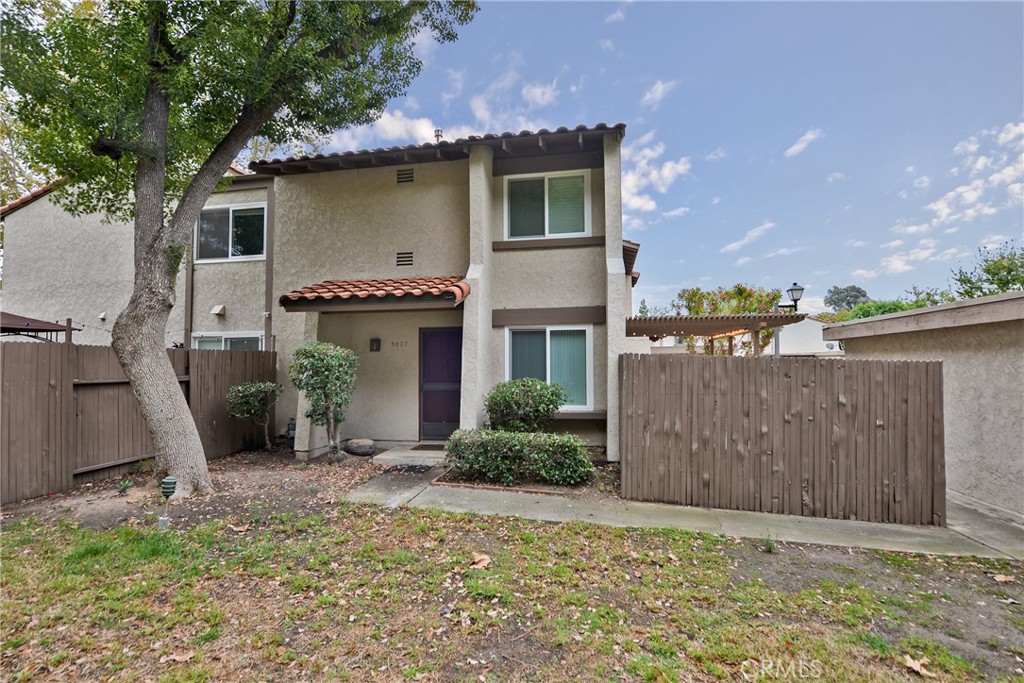 5627 E Plaza De Indios