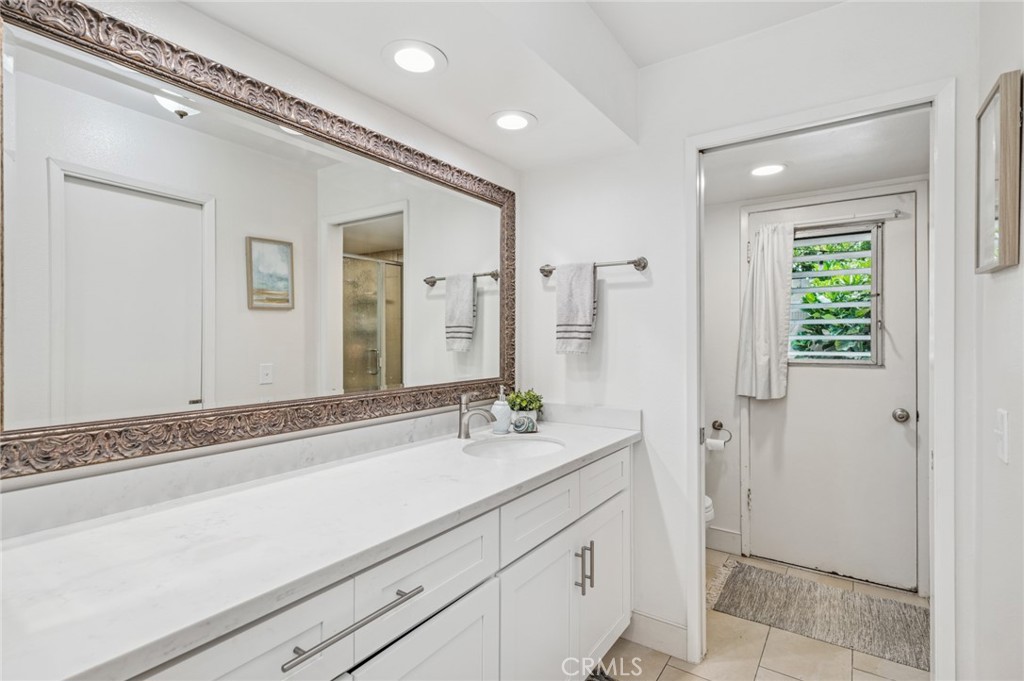 9001 Oceanwood Drive
