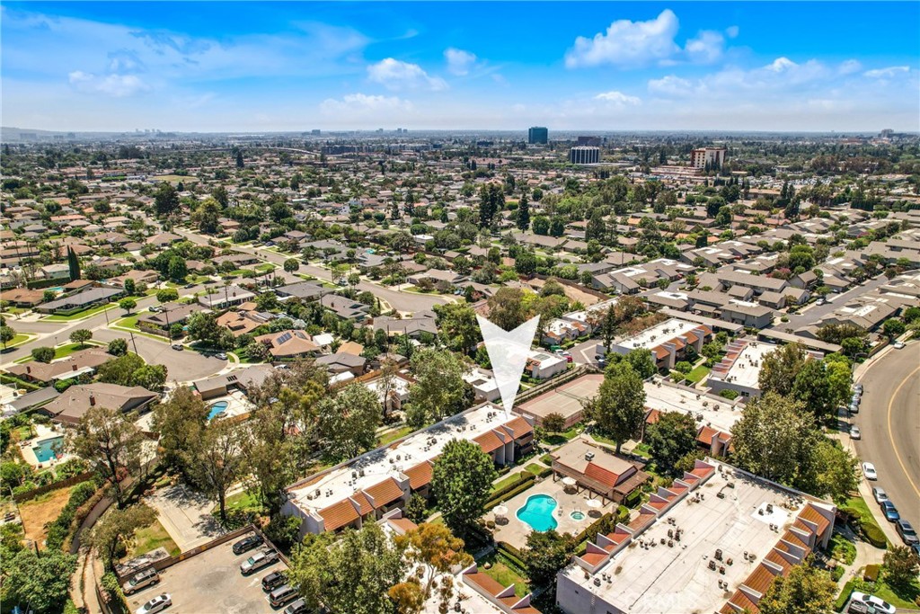 17562 Vandenberg Lane 12