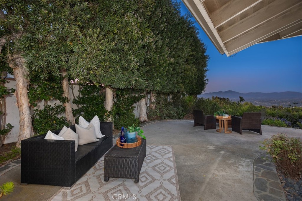 3180 Mountain View Drive