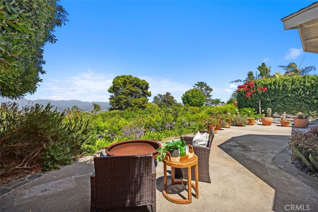 3180 Mountain View Drive