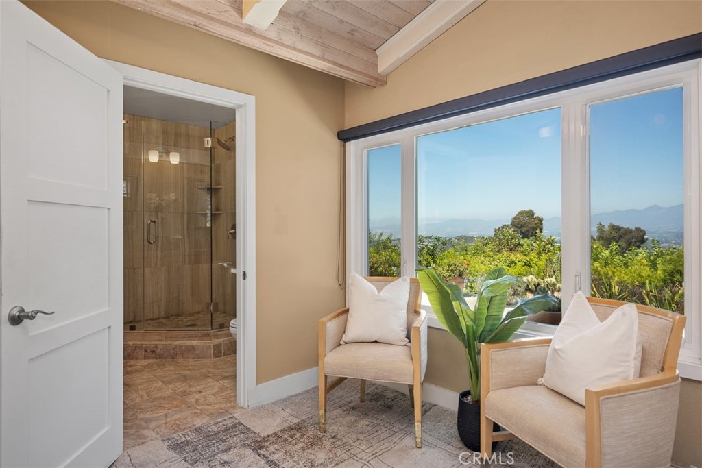 3180 Mountain View Drive