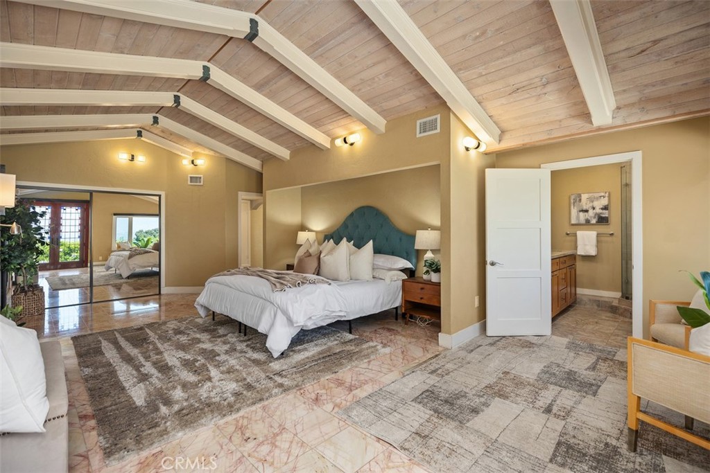 3180 Mountain View Drive