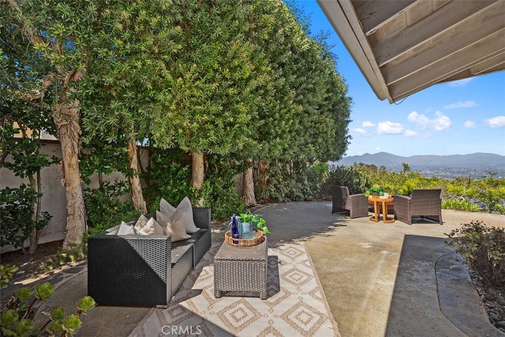 3180 Mountain View Drive