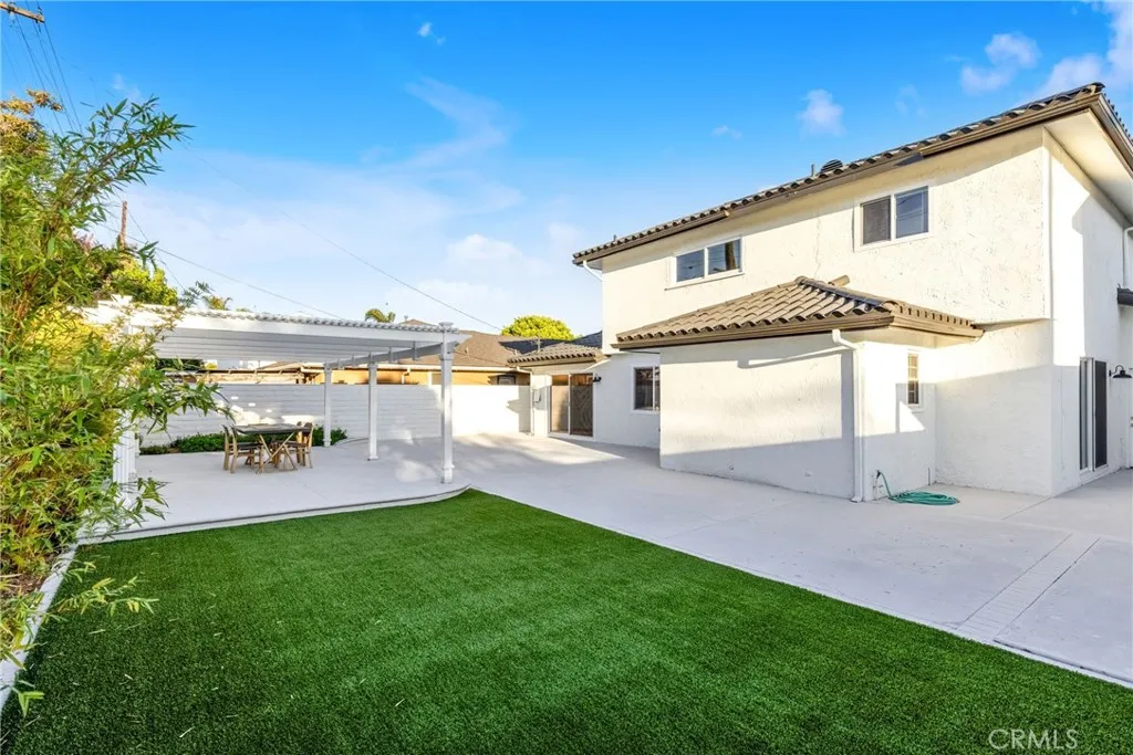 9171 Regatta Drive