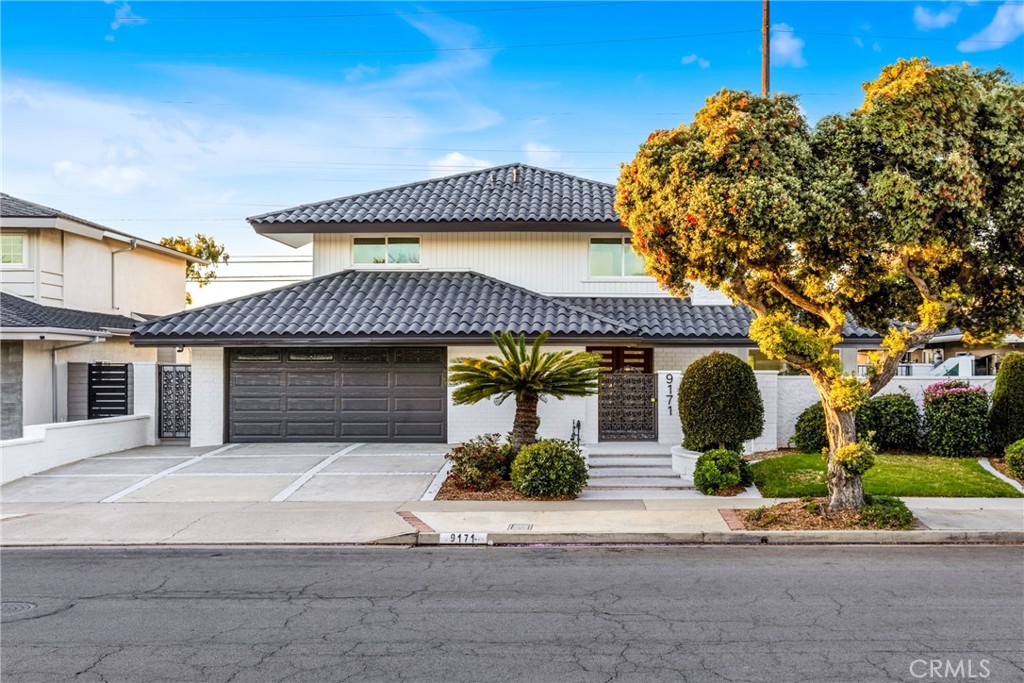 9171 Regatta Drive
