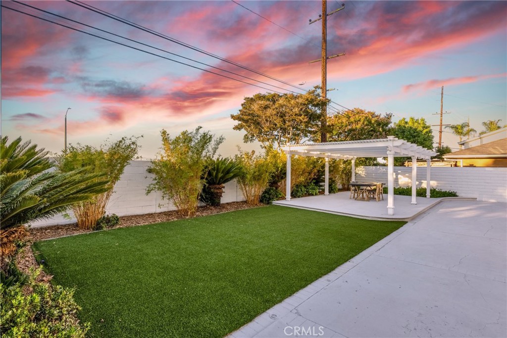 9171 Regatta Drive