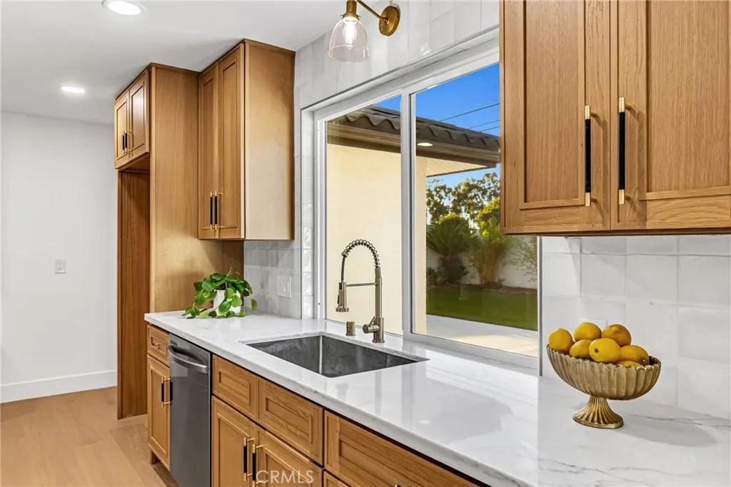 9171 Regatta Drive