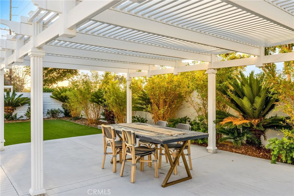 9171 Regatta Drive