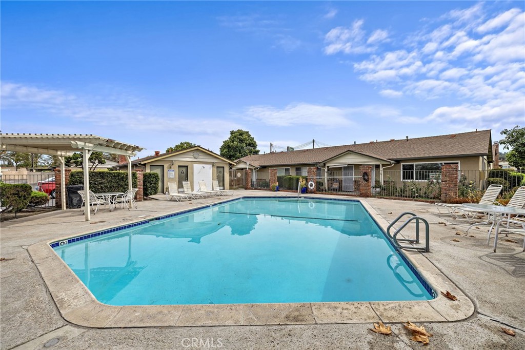 2295 N Tustin Street 84