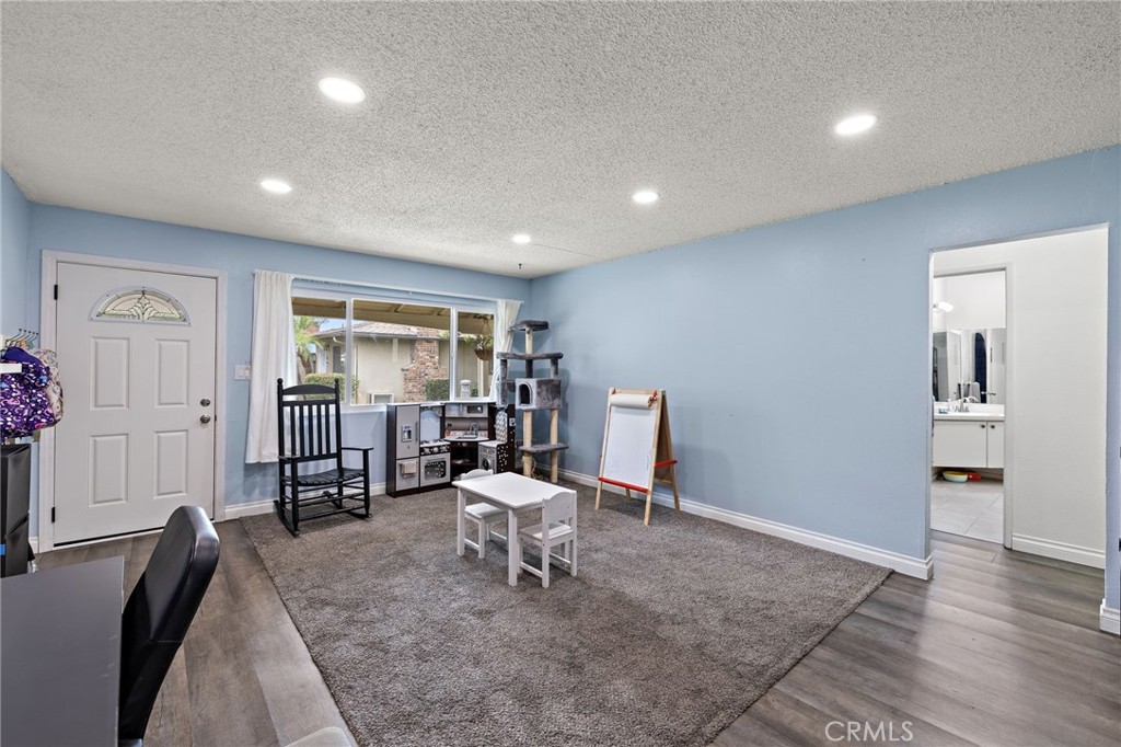 2295 N Tustin Street 84