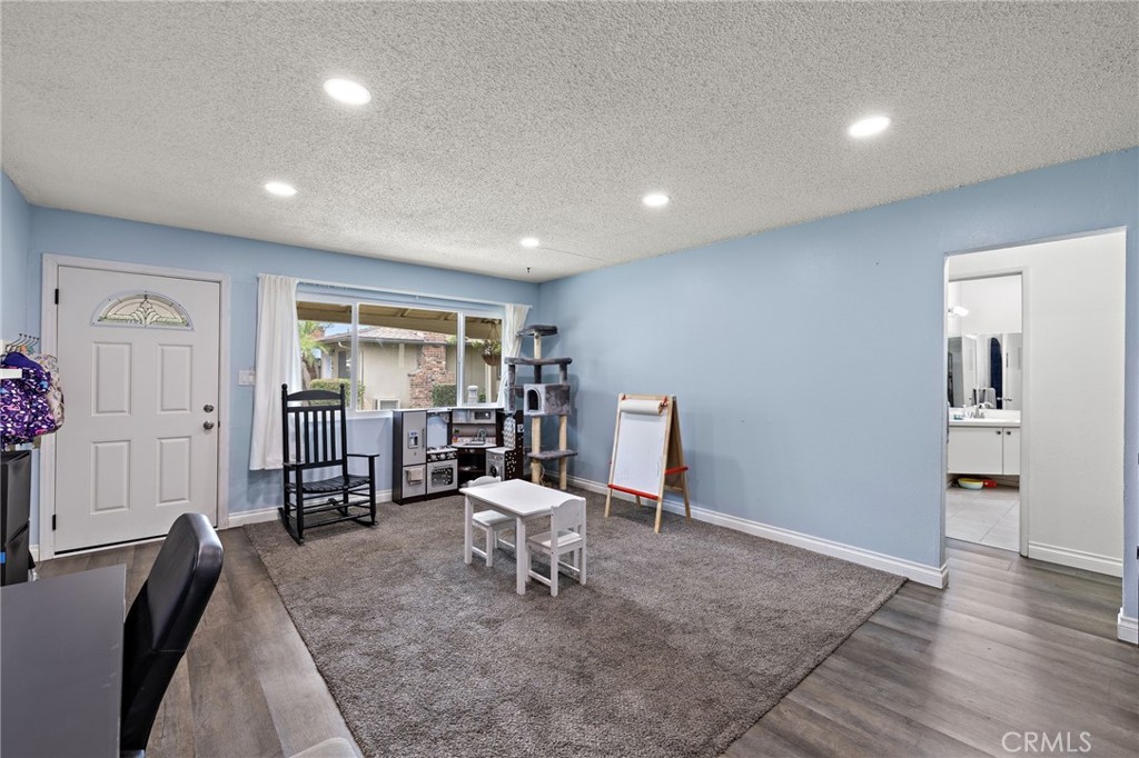 2295 N Tustin Street 84