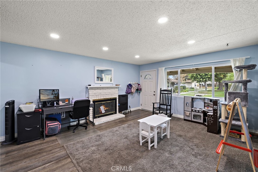 2295 N Tustin Street 84