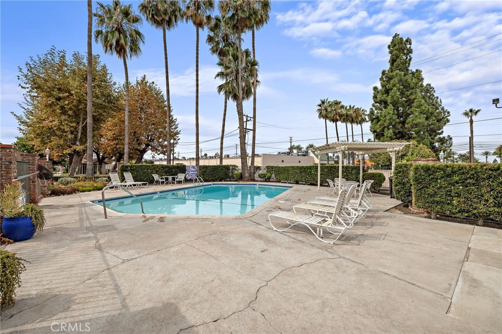 2295 N Tustin Street 84