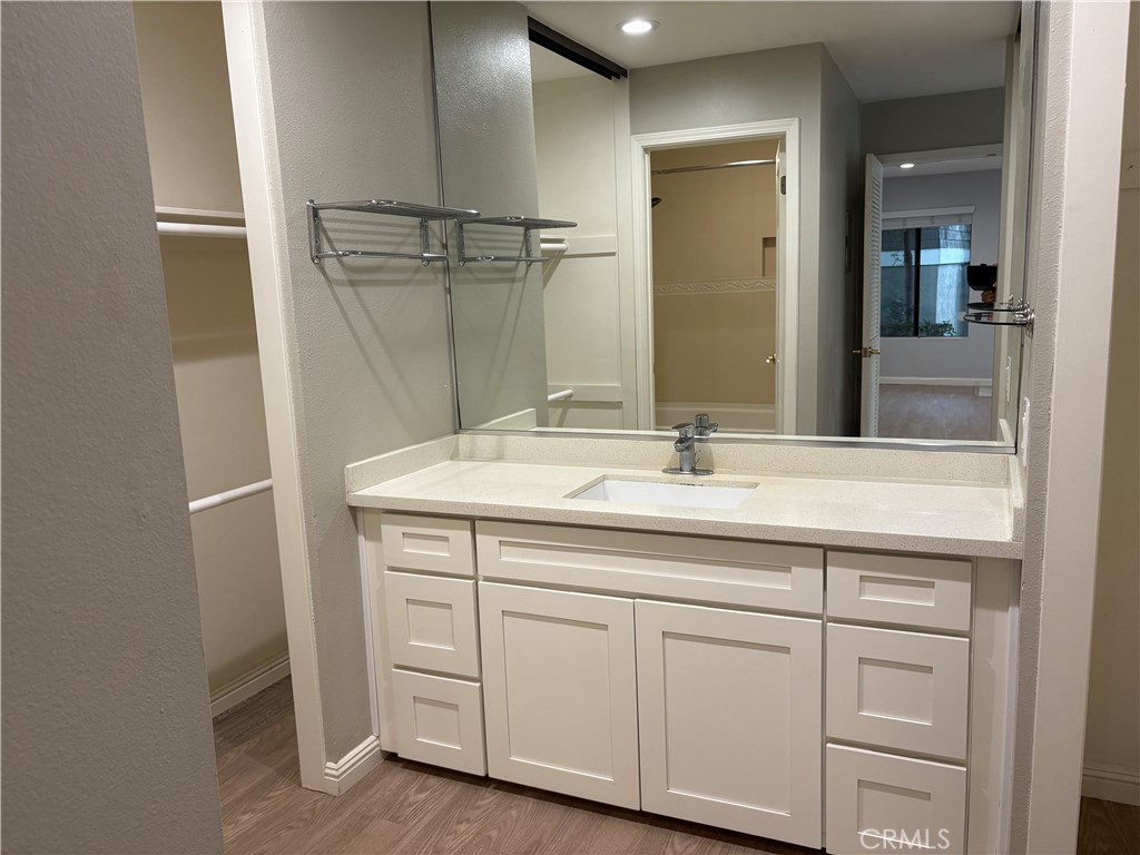 21 Streamwood
