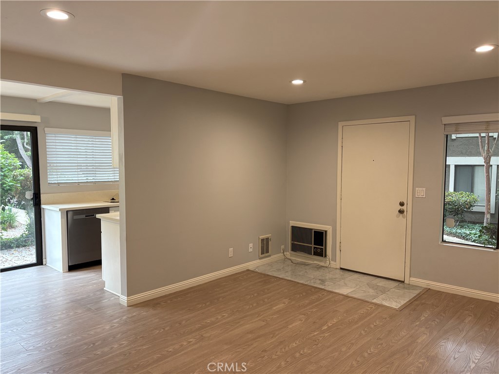 21 Streamwood