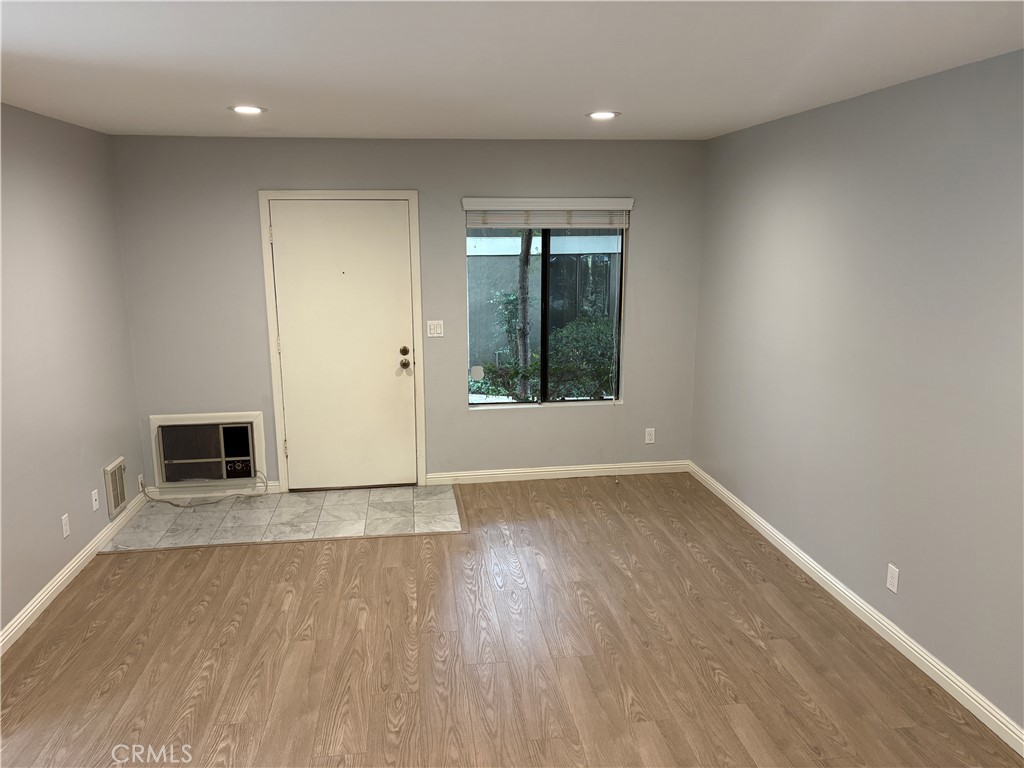 21 Streamwood