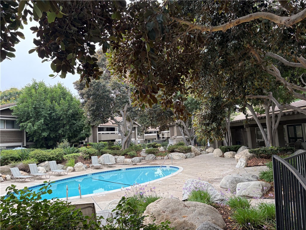 21 Streamwood