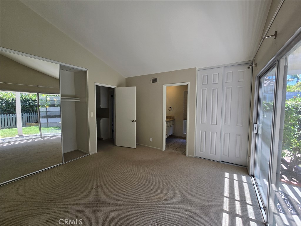 3682 HAMILTON Street