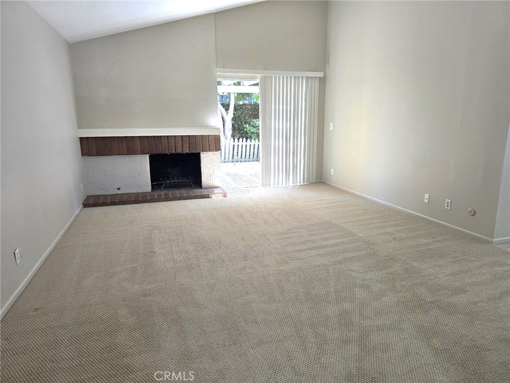 3682 HAMILTON Street