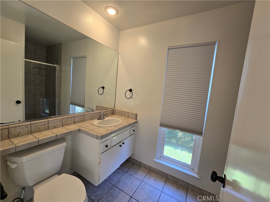 3682 HAMILTON Street