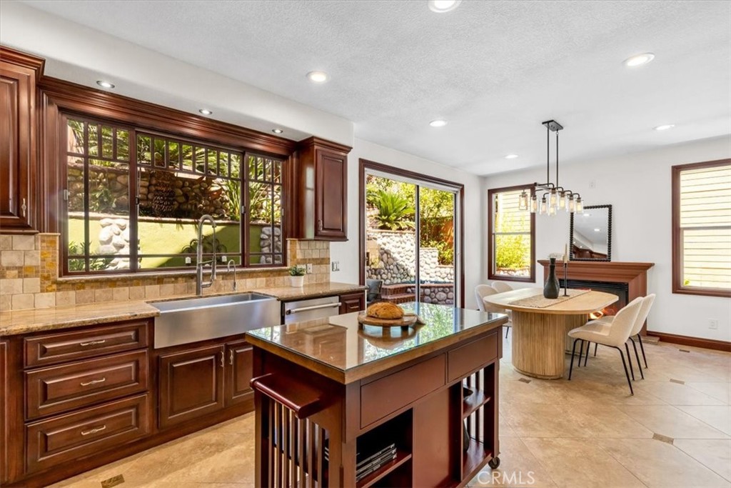 32791 Parkplace Lane