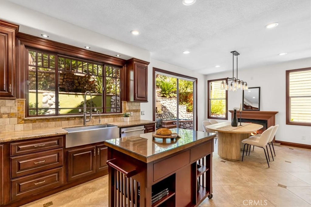 32791 Parkplace Lane