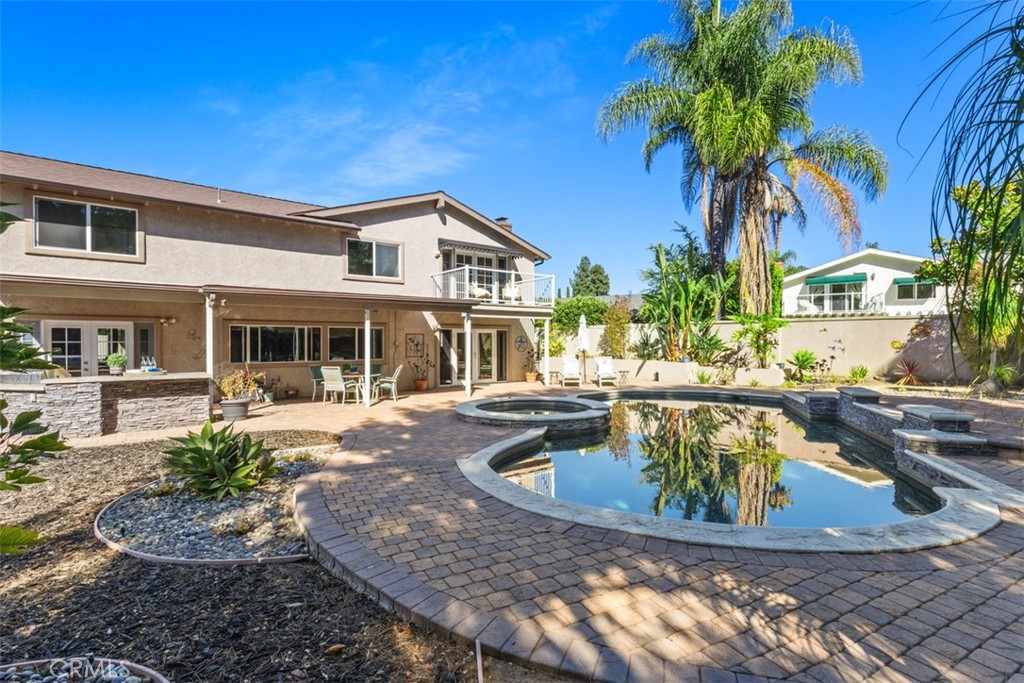 26872 La Sierra Drive