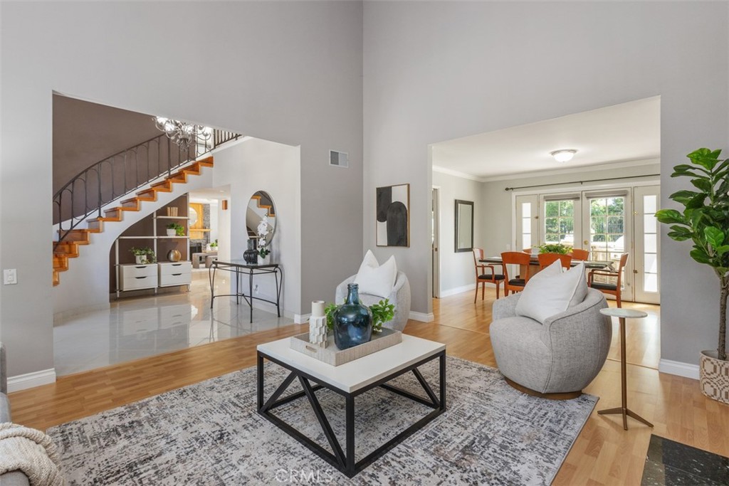 26872 La Sierra Drive