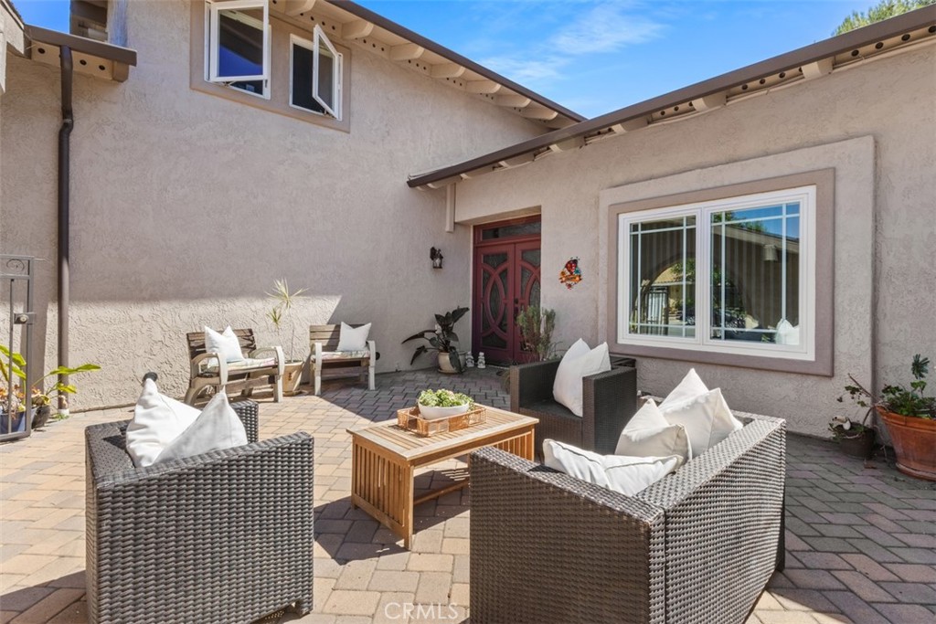 26872 La Sierra Drive