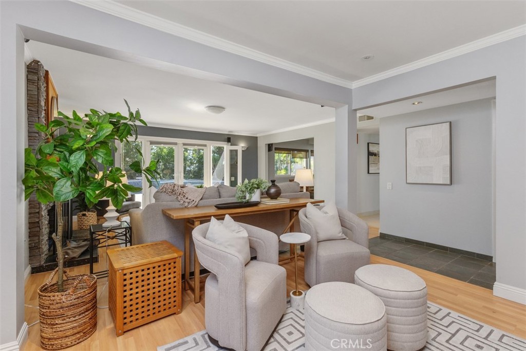 26872 La Sierra Drive