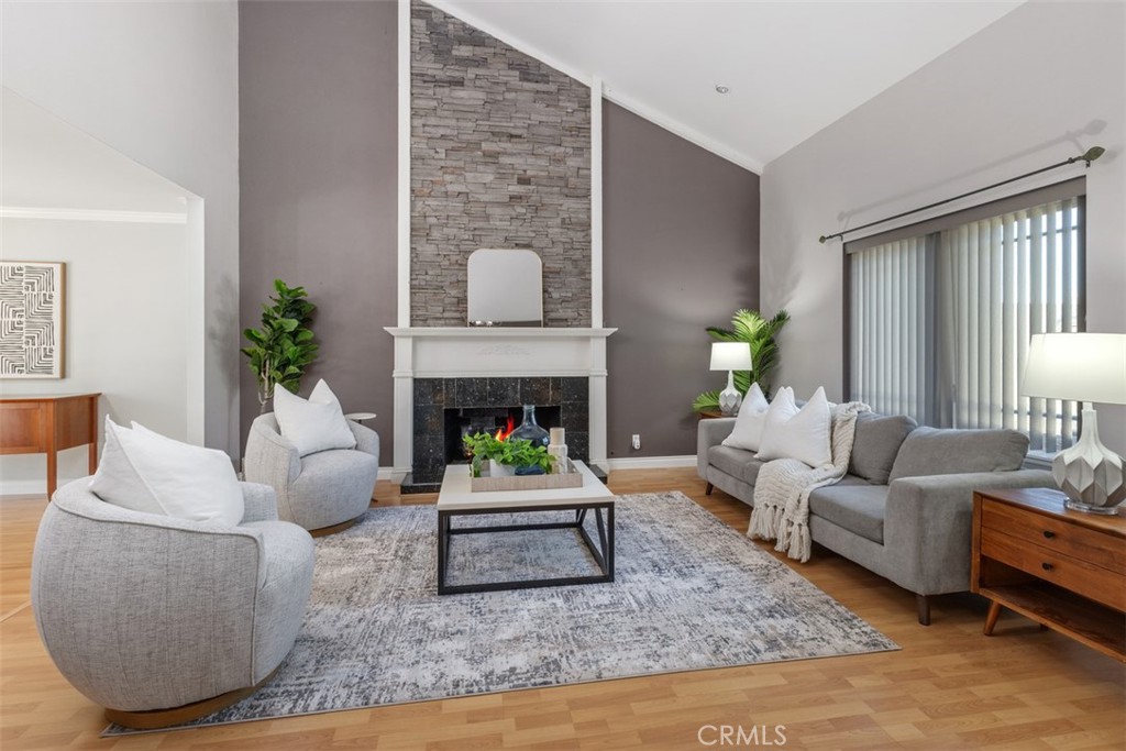 26872 La Sierra Drive